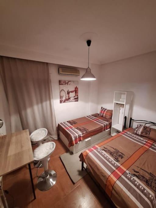 Queen Suites 60M2 Thessaloniki Buitenkant foto