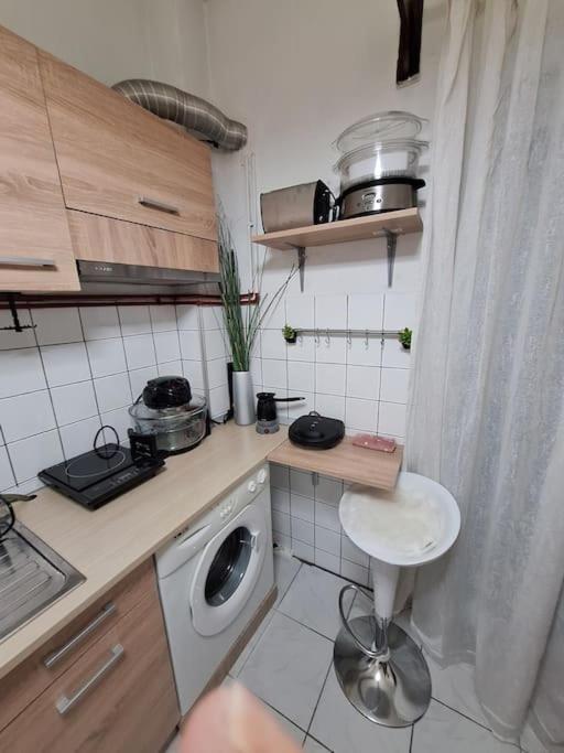 Queen Suites 60M2 Thessaloniki Buitenkant foto